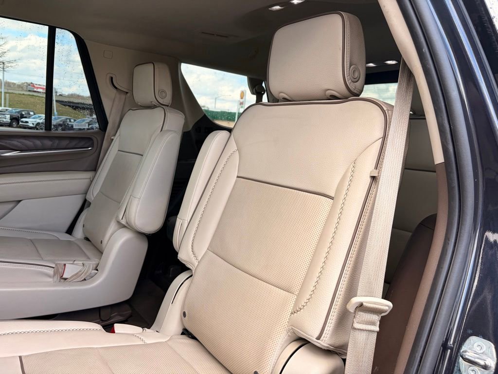 Used 2023 GMC Yukon Denali image 28