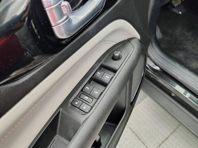 Used 2022 Jeep Compass Limited AWD/4WD image 19