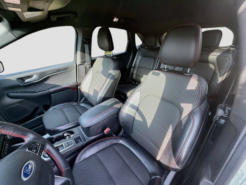 Certified 2023 Ford Escape ST-Line w/ Tech Pack #1 AWD/4WD image 23