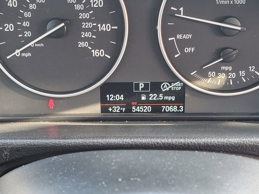 Used 2016 BMW 320i Sedan image 21