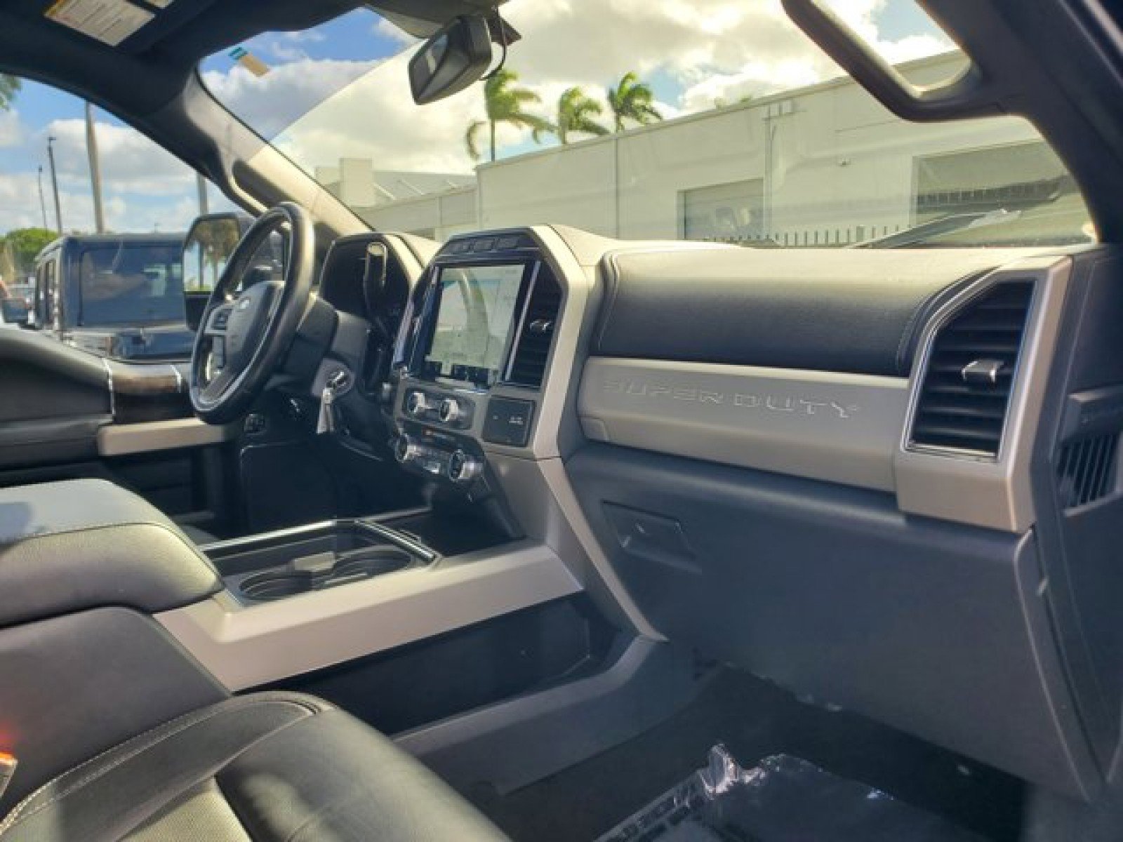 Certified 2022 Ford F250 Lariat image 34