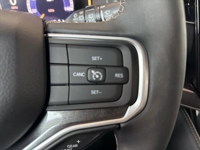 Used 2023 Jeep Wagoneer Base image 26