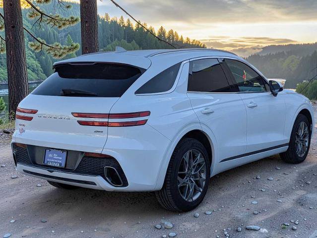 Used 2025 Genesis GV70 2.5T AWD/4WD image 6