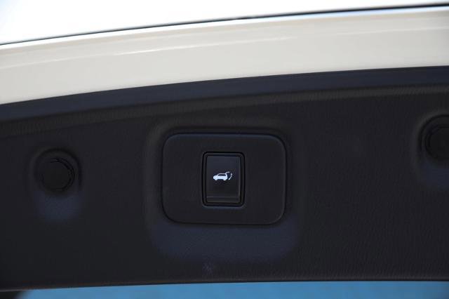 Used 2019 INFINITI QX60 Luxe w/ Essential Package AWD/4WD image 15