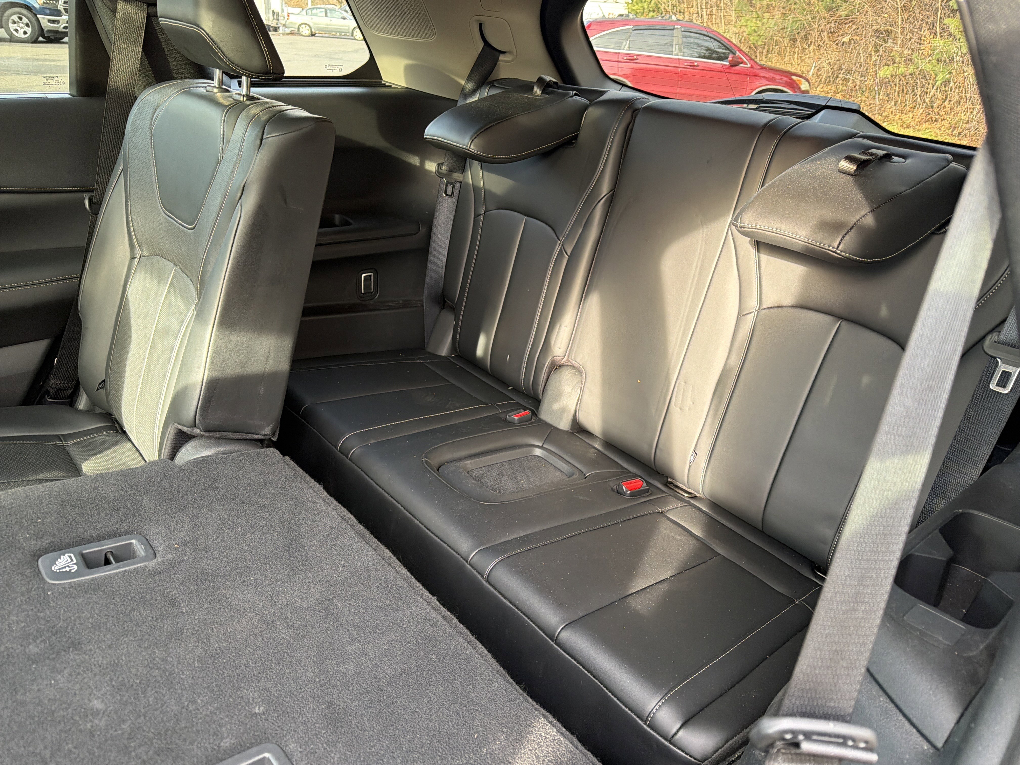 Used 2023 INFINITI QX60 Luxe w/ Cargo Package image 19