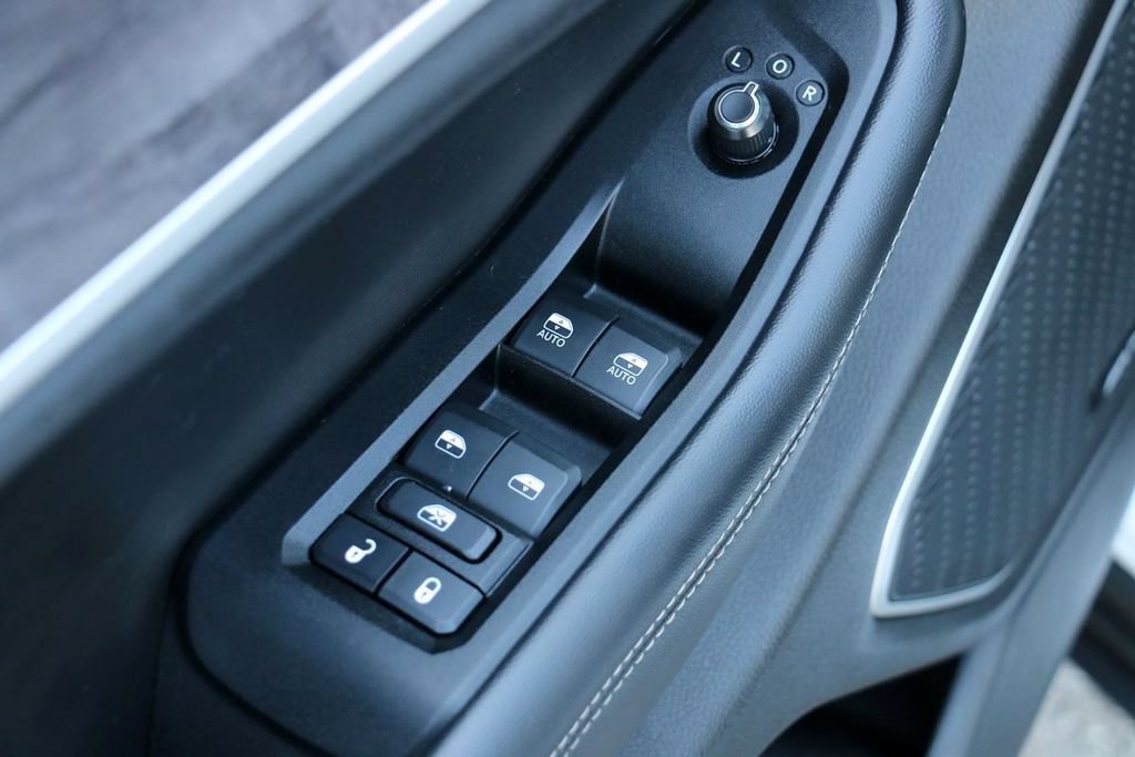 Used 2024 Jeep Grand Cherokee Limited 4xe AWD/4WD image 18