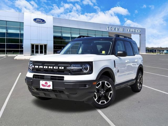 Certified 2024 Ford Bronco Sport Outer Banks w/ Tech Package image 6