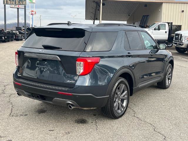 Certified 2023 Ford Explorer XLT w/ Equipment Group 202A image 3