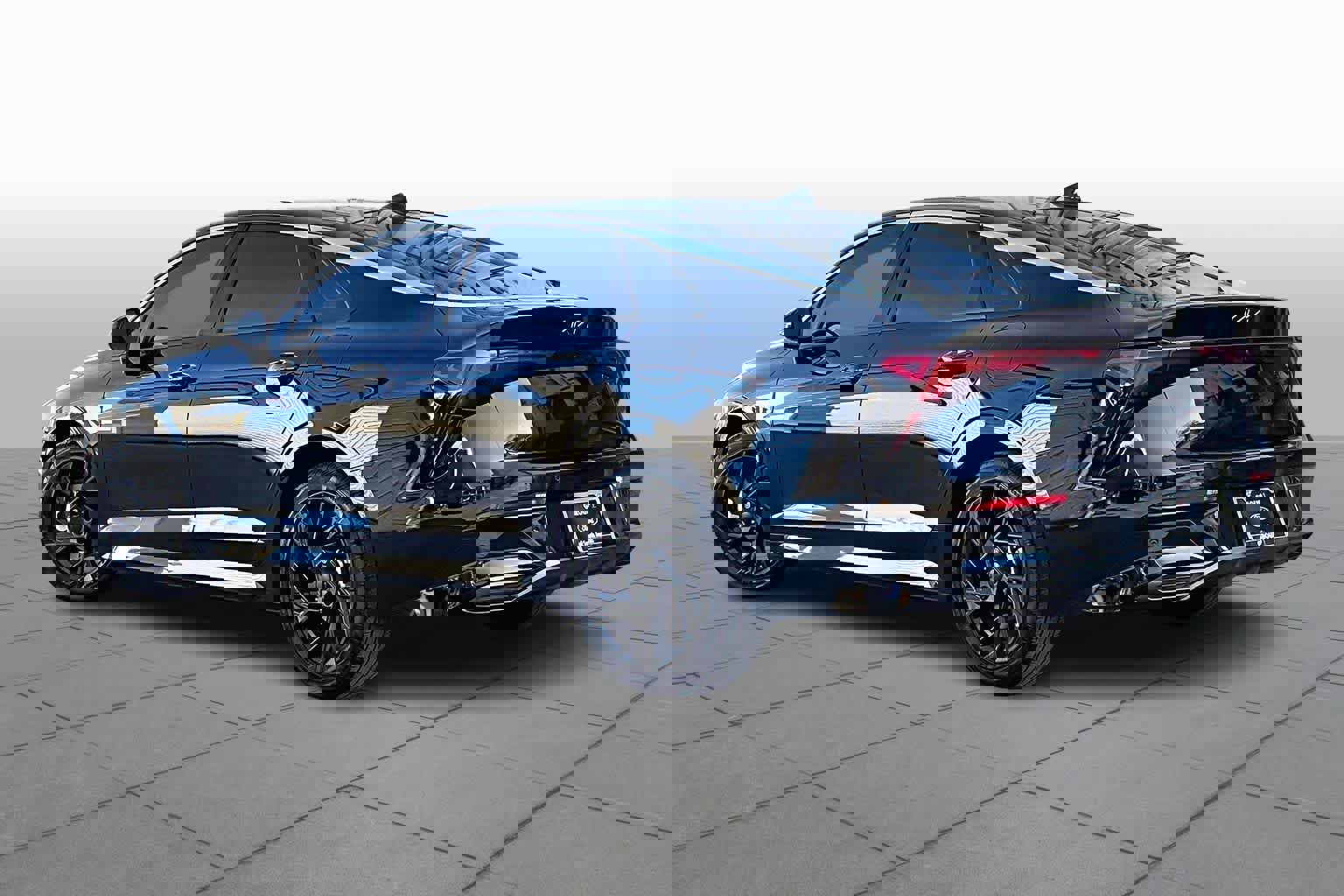 Used 2025 Kia K5 GT-Line w/ GT-Line Premium Package image 11