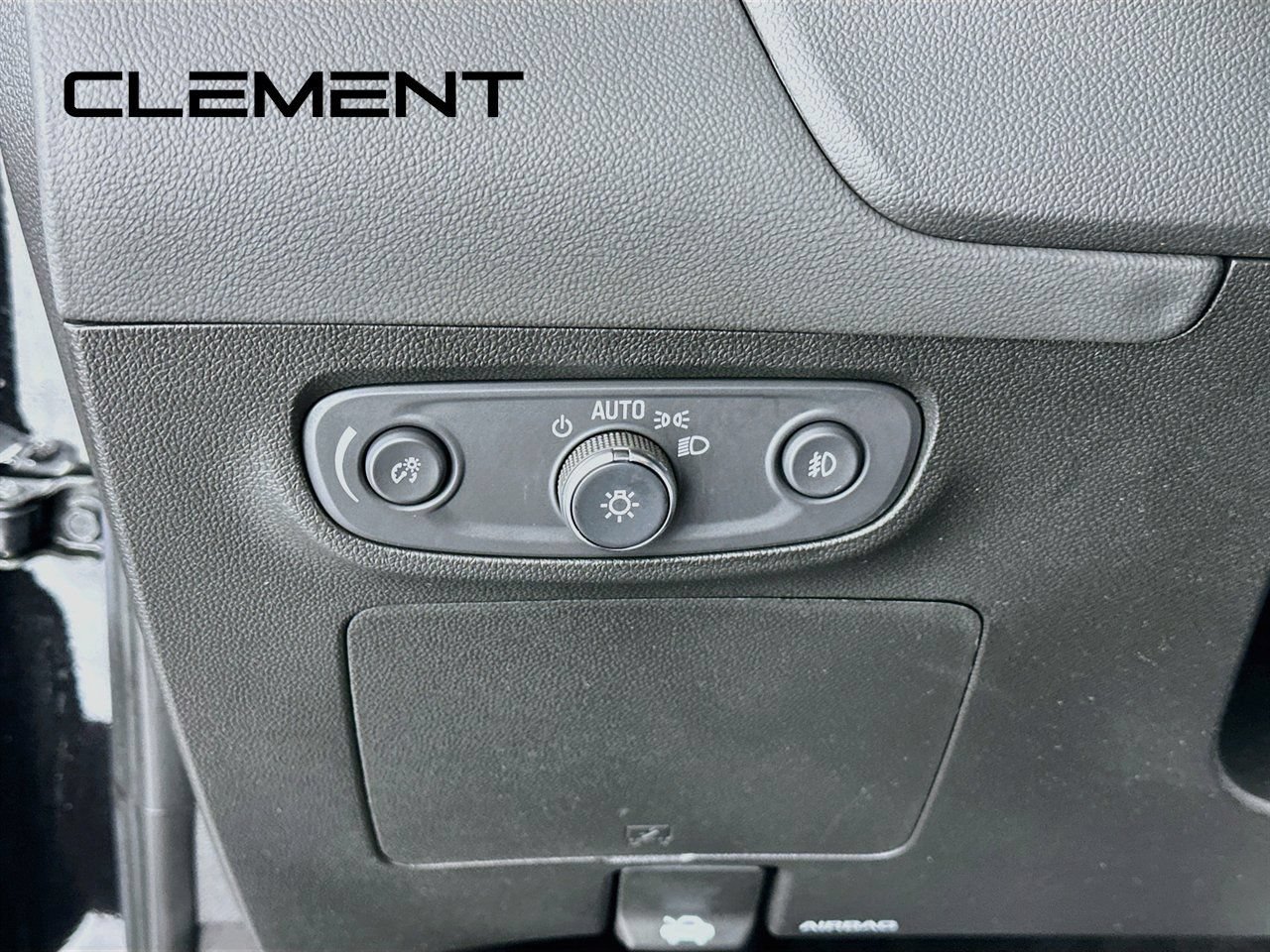 Used 2023 Buick Encore GX Select w/ Sport Touring Package FWD image 14