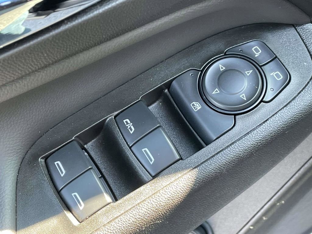 Used 2024 Chevrolet Equinox LT image 17