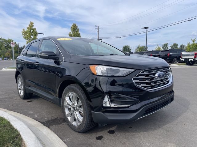 Certified 2023 Ford Edge Titanium AWD/4WD image 7