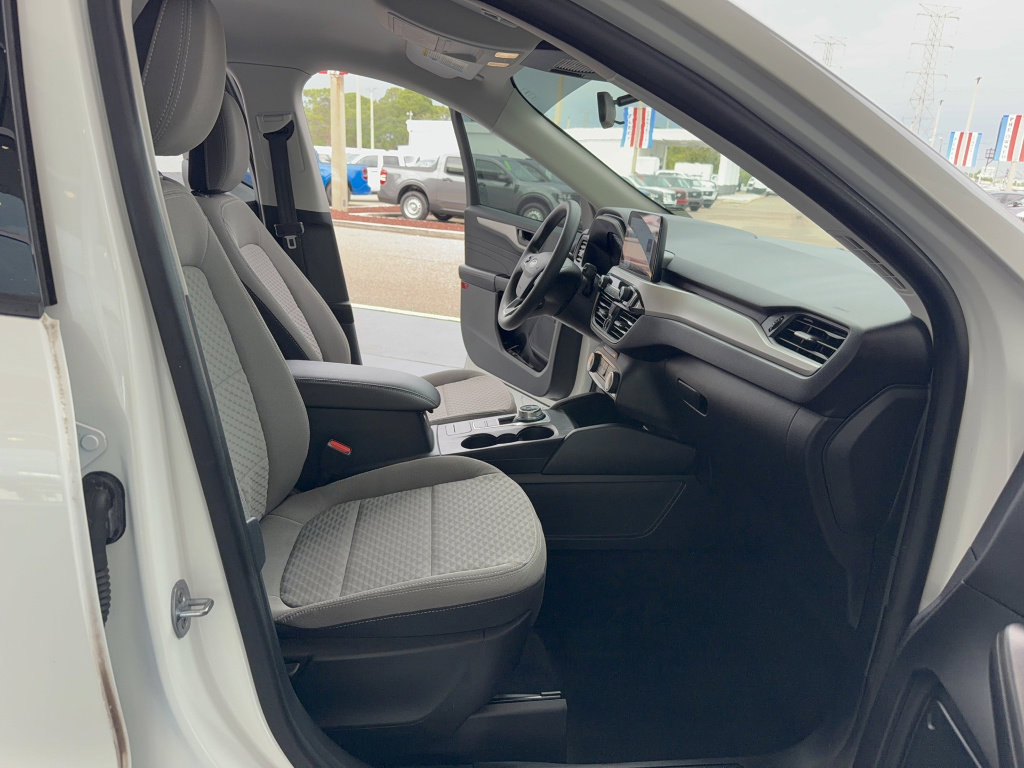 Certified 2022 Ford Escape SE FWD image 14