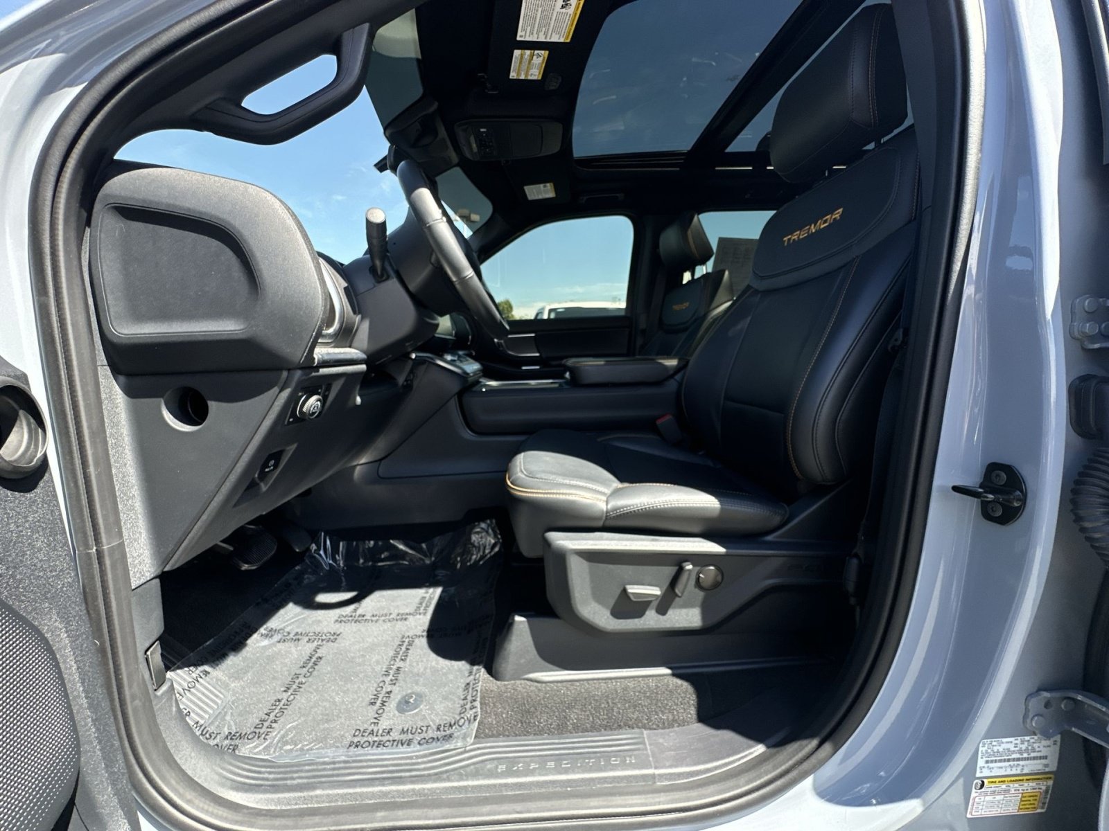 Certified 2025 Ford Expedition Tremor AWD/4WD image 21