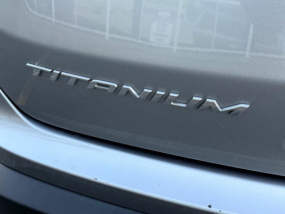 Certified 2022 Ford Edge Titanium image 8