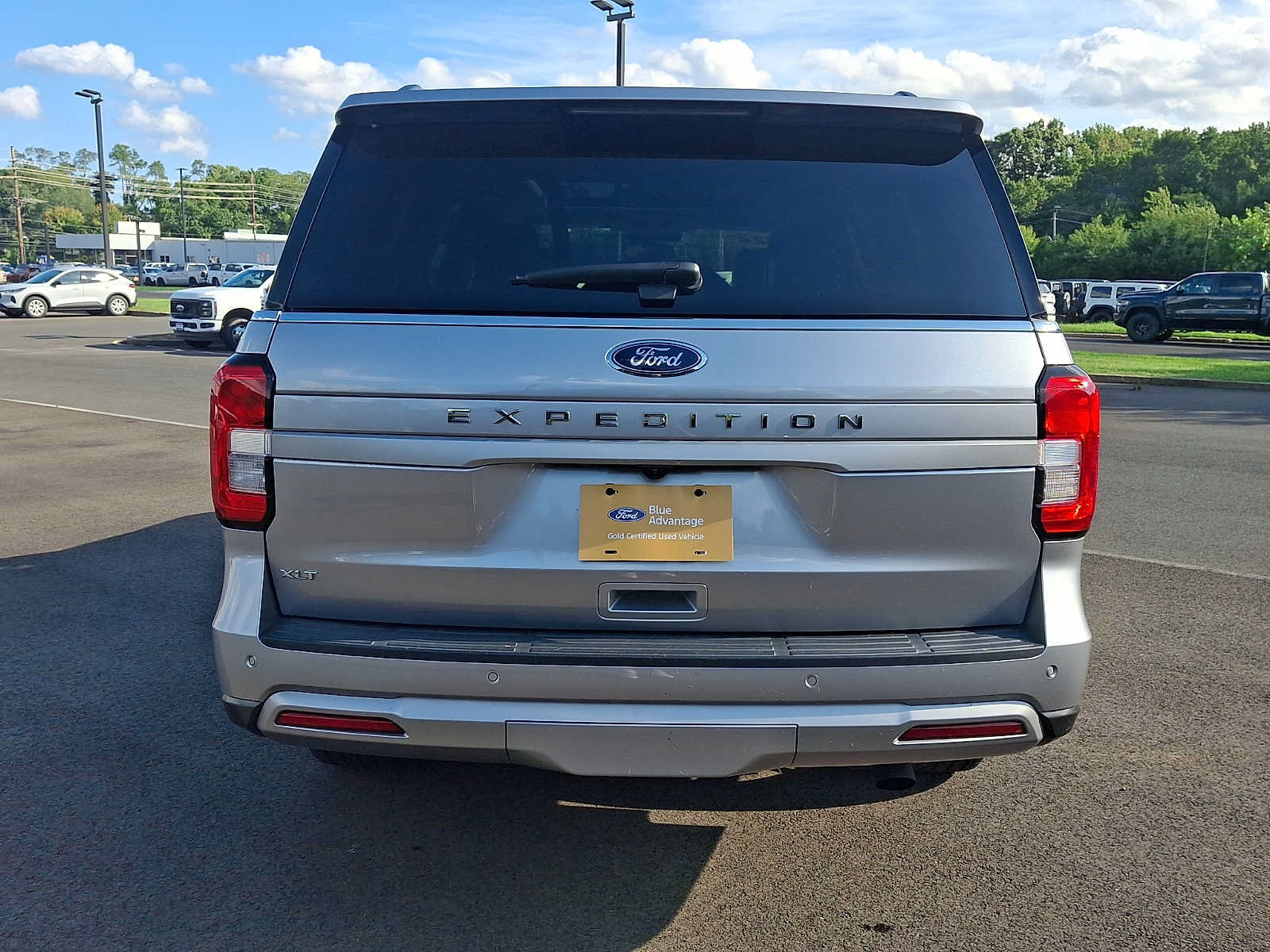 Certified 2024 Ford Expedition XLT AWD/4WD image 5