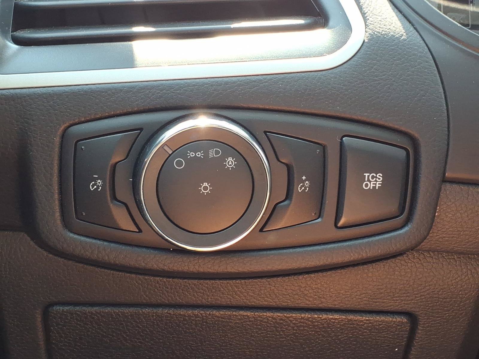 Certified 2024 Ford Edge SEL AWD/4WD image 18