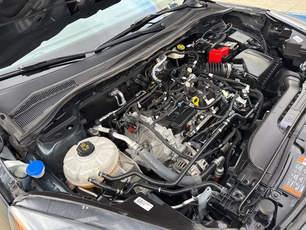 Certified 2022 Ford Escape SE w/ SE Sport Appearance Package image 33