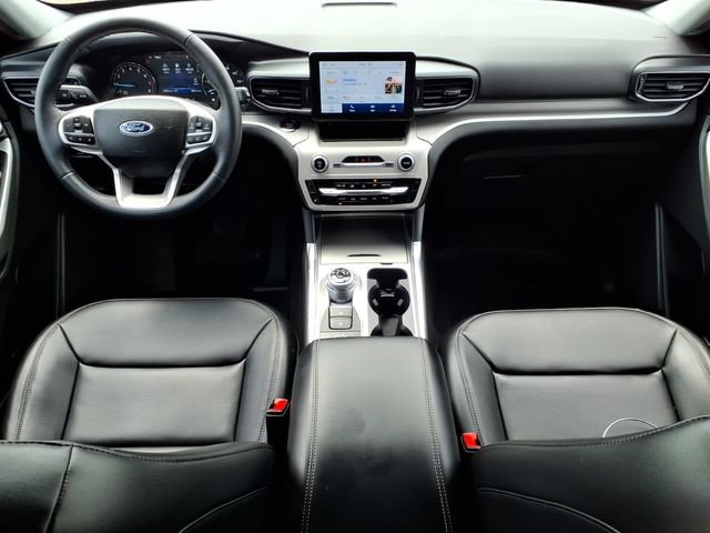 Certified 2024 Ford Explorer XLT w/ Equipment Group 202A AWD/4WD image 12