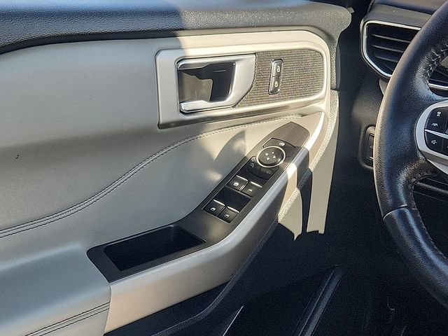 Certified 2023 Ford Explorer XLT w/ Equipment Group 202A image 11