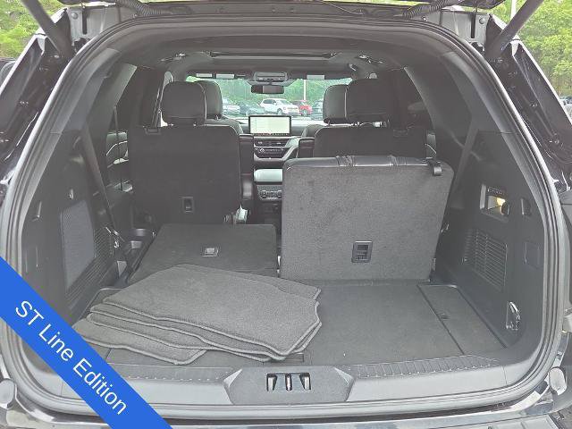 Certified 2025 Ford Explorer ST-Line w/ Premium Package AWD/4WD image 37
