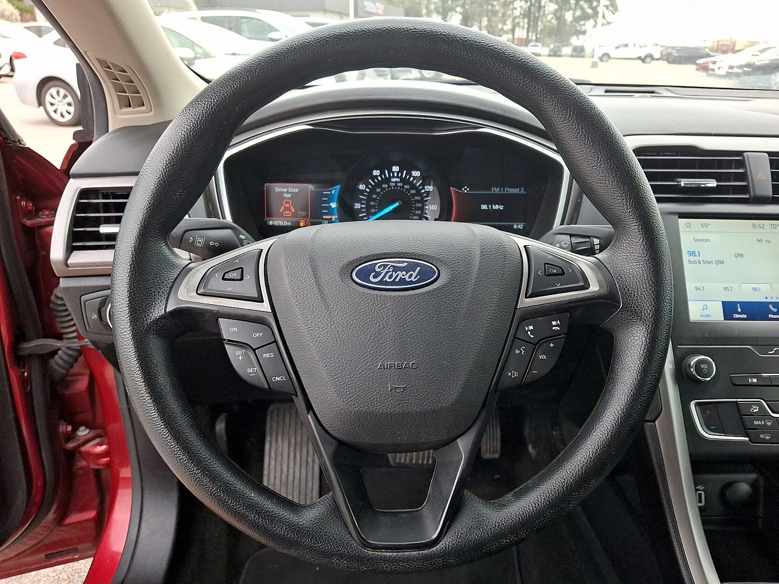 Certified 2020 Ford Fusion SE image 18