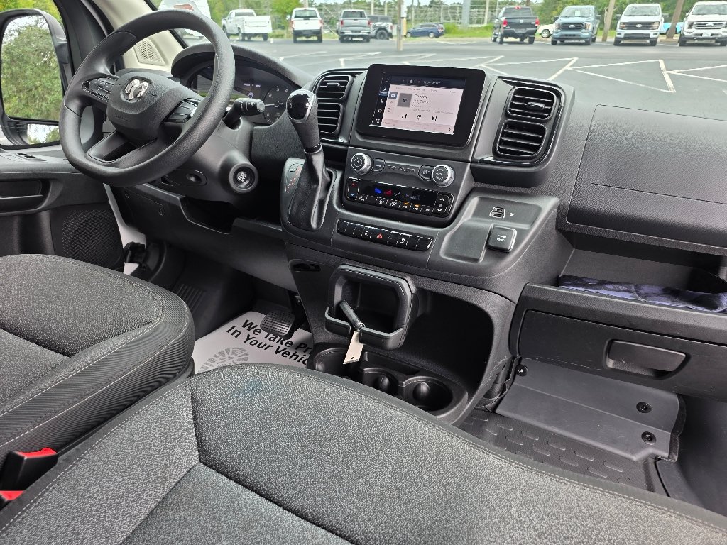 Used 2025 RAM ProMaster 1500 FWD image 2
