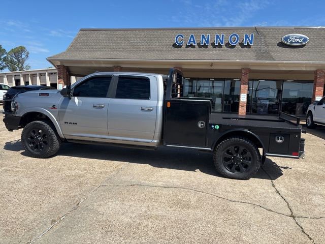 Used 2022 RAM 3500 Laramie AWD/4WD image 3
