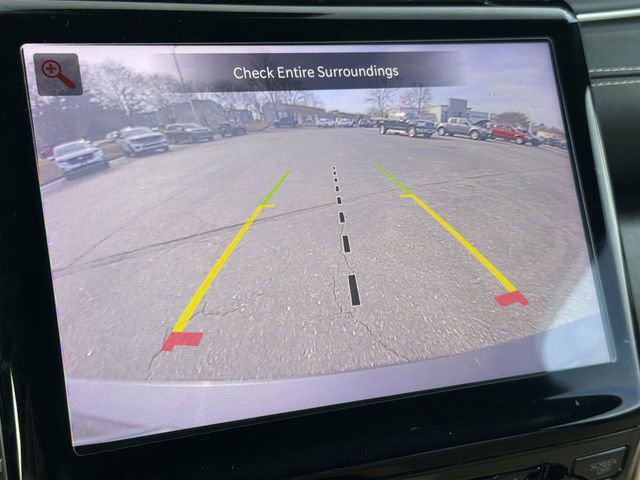 Used 2023 Jeep Grand Cherokee L Limited w/ Black Appearance Package image 17