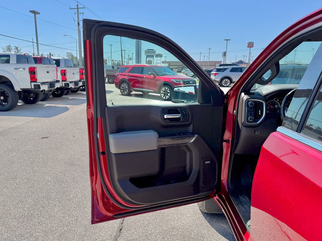 Used 2021 Chevrolet Silverado 1500 LTZ w/ Technology Package image 13