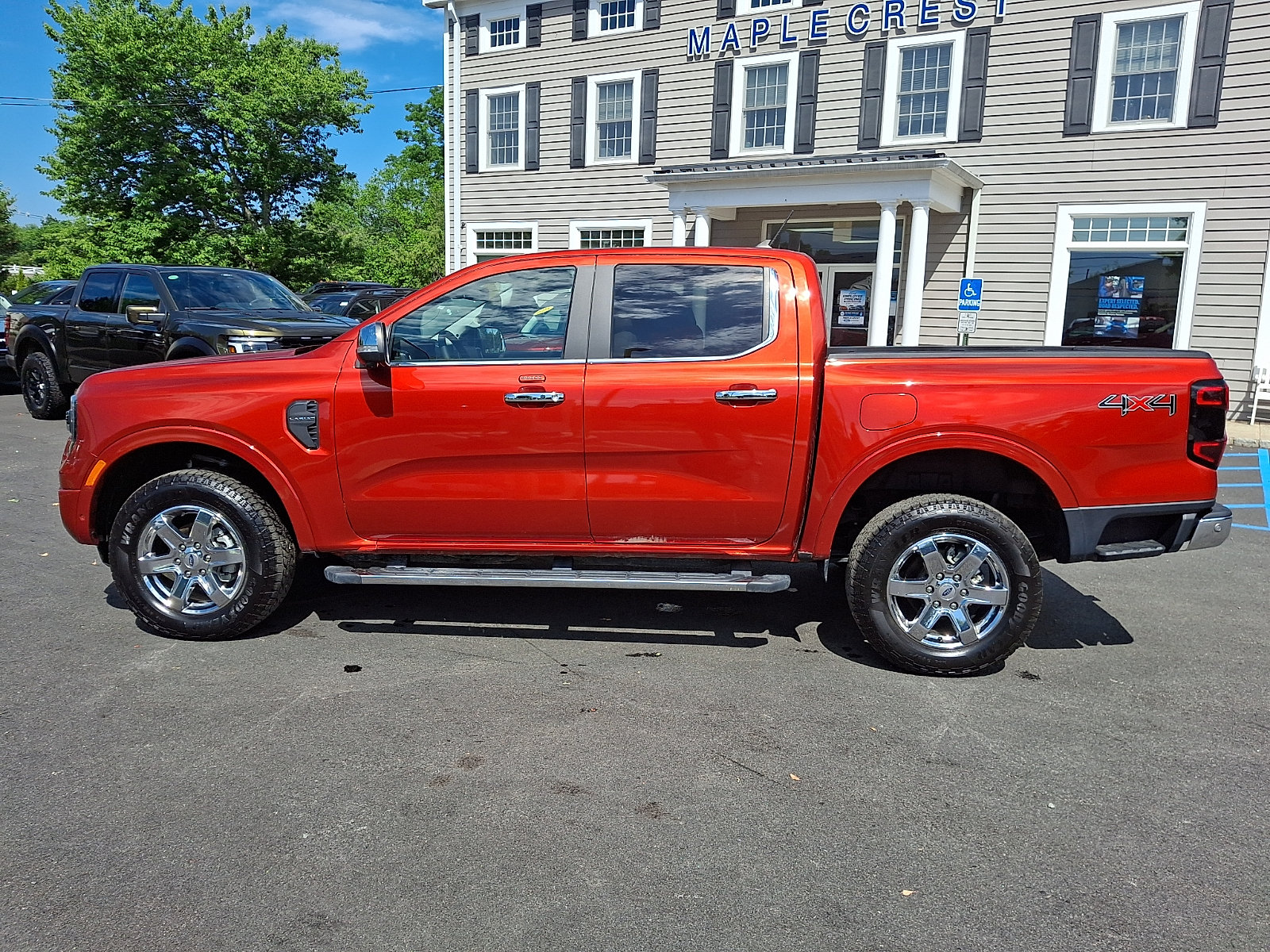 Certified 2024 Ford Ranger Lariat w/ Advanced Towing Package AWD/4WD image 8