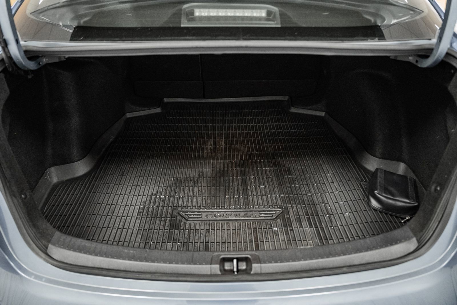 Used 2022 Toyota Corolla LE image 10