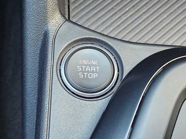 Used 2025 Kia K4 FWD image 19