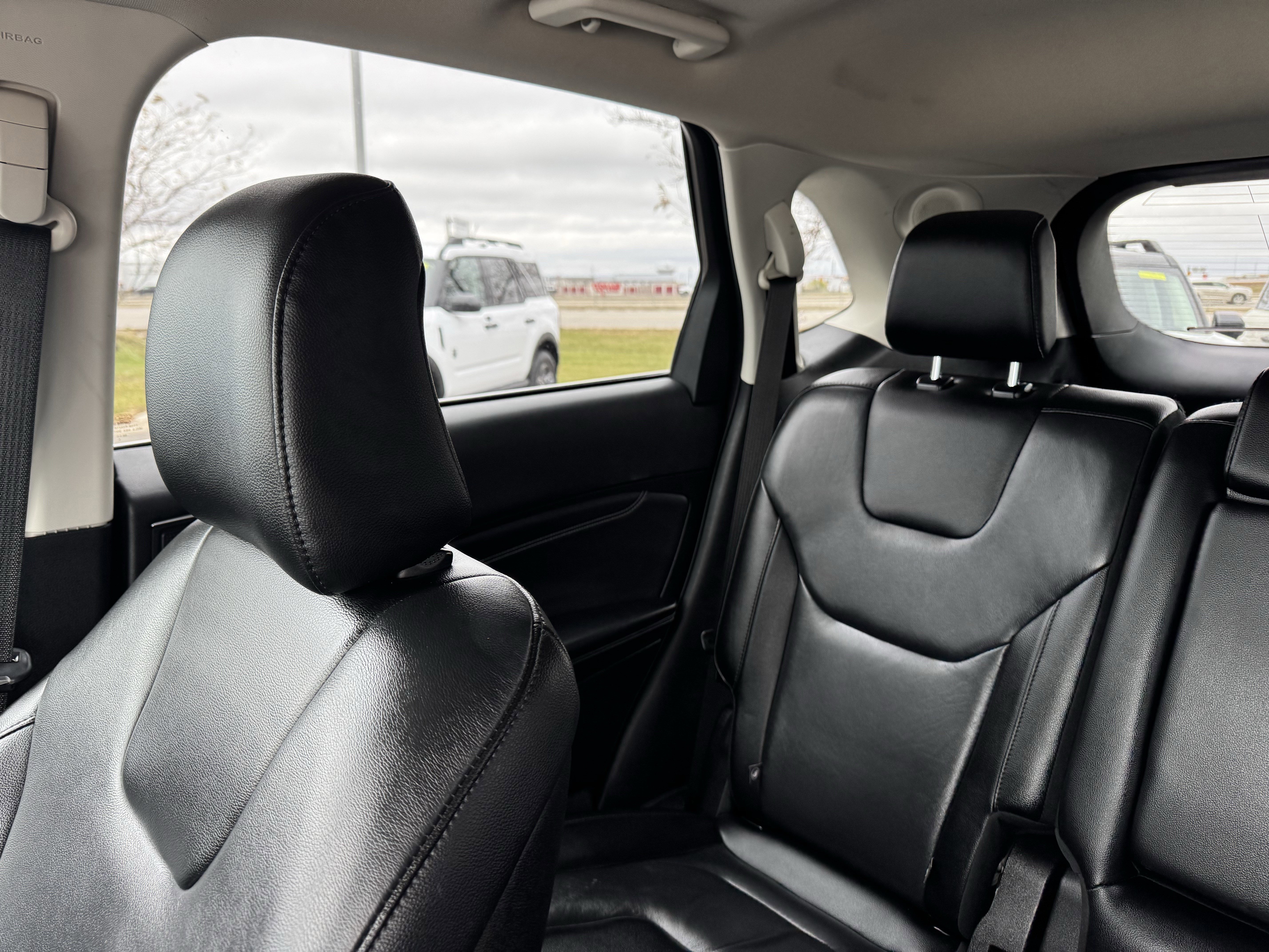 Certified 2022 Ford Edge Titanium image 12