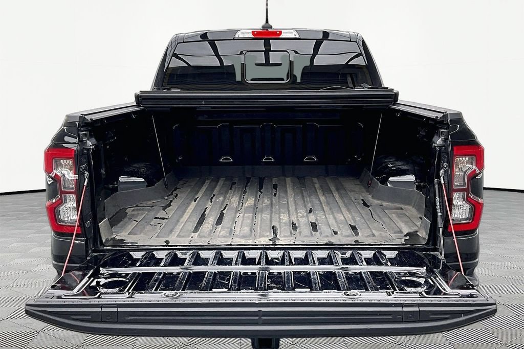 Certified 2025 Ford Ranger Lariat w/ Black Appearance Package AWD/4WD image 18