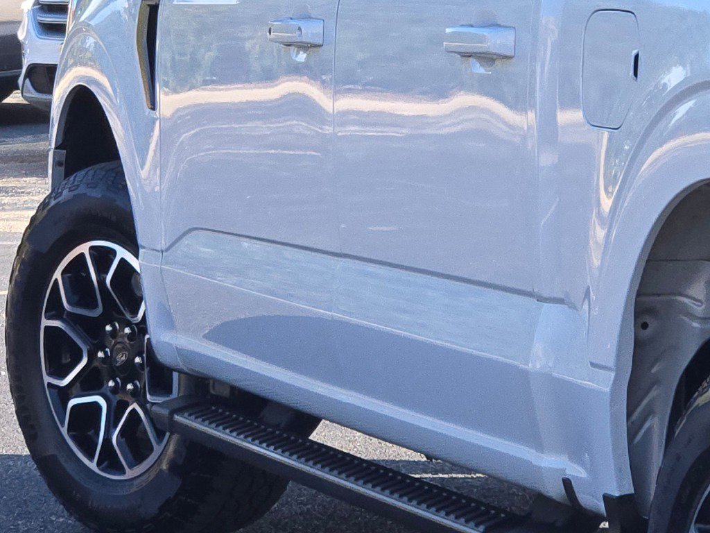 Certified 2022 Ford F150 XLT w/ Equipment Group 302A High image 14