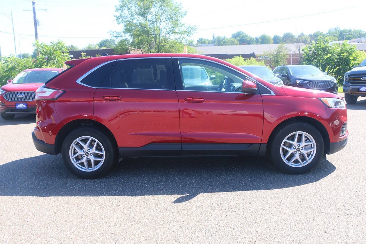Certified 2023 Ford Edge SEL w/ Convenience Package AWD/4WD image 6