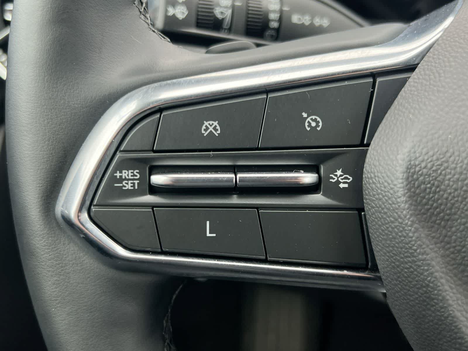 Used 2025 Chevrolet Equinox LT w/ Safety and Technology Package AWD/4WD image 23