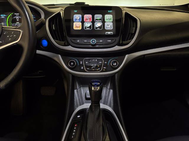Used 2017 Chevrolet Volt LT FWD image 27