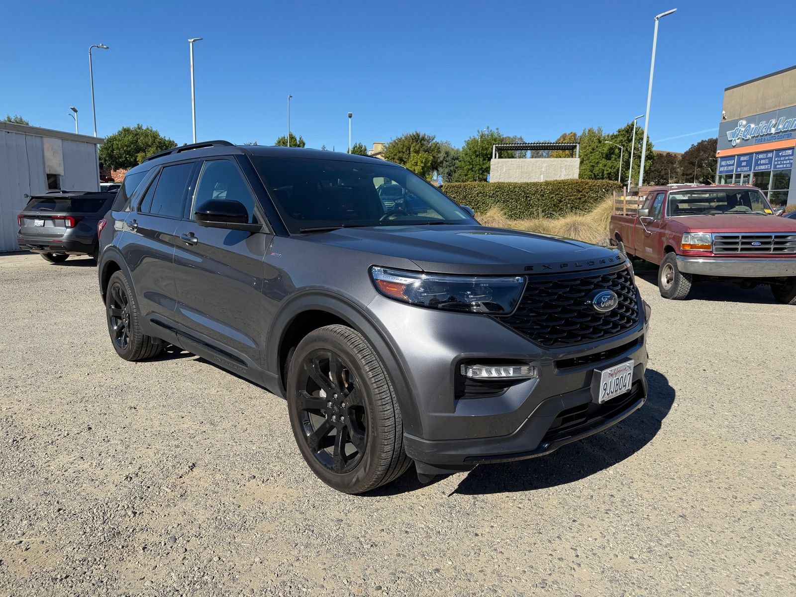 Certified 2023 Ford Explorer ST-Line w/ Class IV Trailer Tow Package RWD image 6