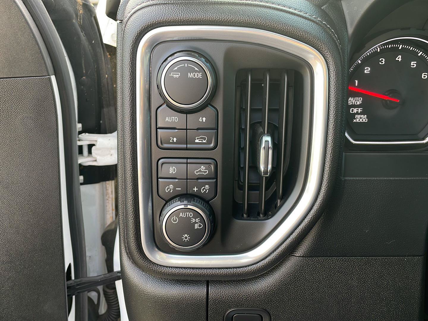 Used 2020 Chevrolet Silverado 1500 RST w/ All-Star Edition AWD/4WD image 13