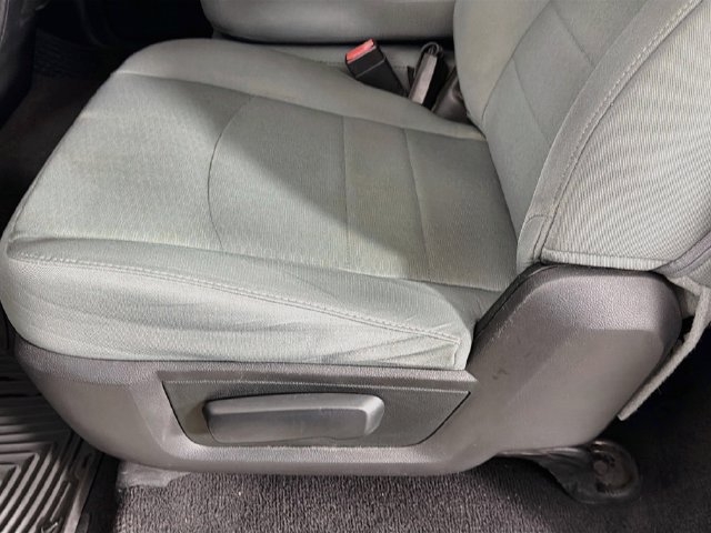 Used 2017 RAM 1500 Express RWD image 20