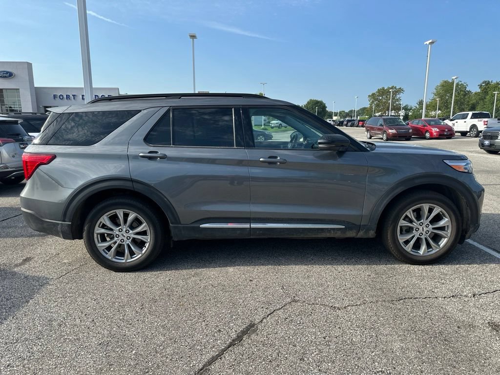 Certified 2024 Ford Explorer XLT w/ Equipment Group 202A AWD/4WD image 7