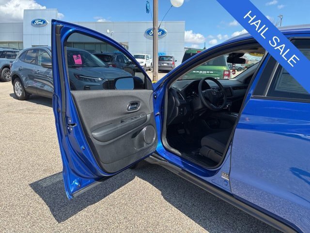 Used 2022 Honda HR-V EX image 9