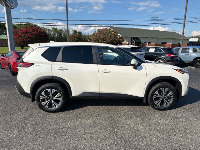 Used 2023 Nissan Rogue SV AWD/4WD image 2