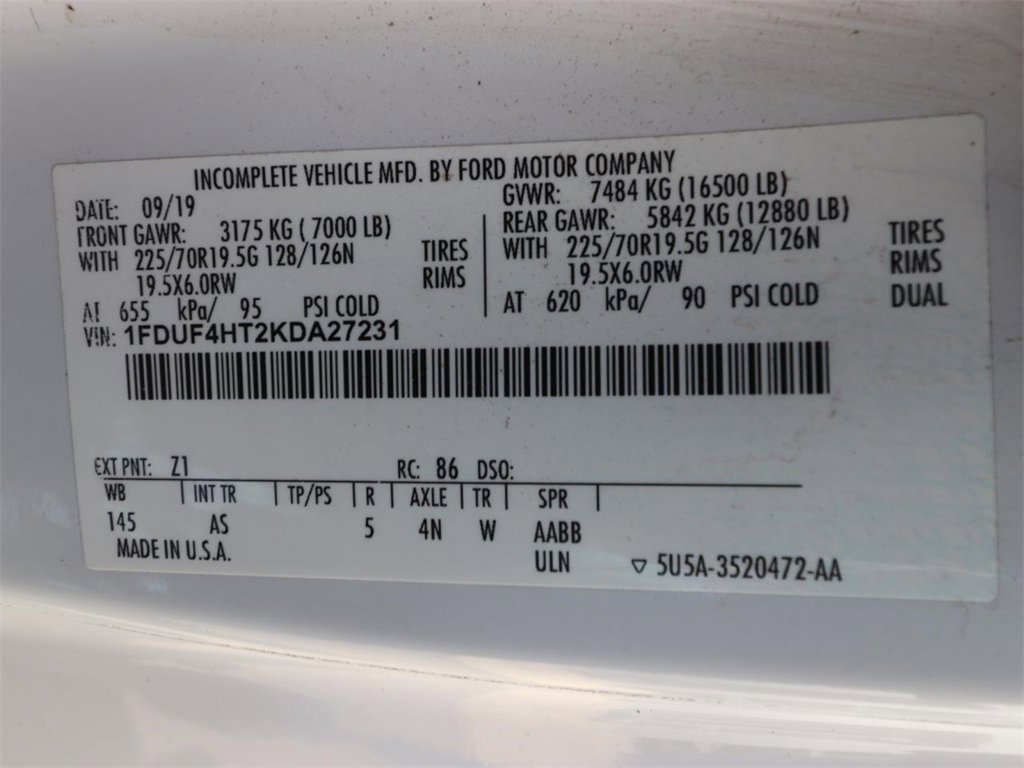 Certified 2019 Ford F450 XL w/ XL Value Package image 17