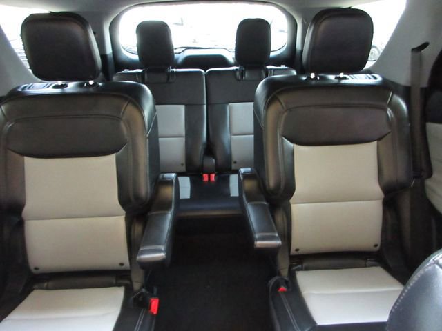 Certified 2023 Ford Explorer XLT w/ Equipment Group 202A image 26