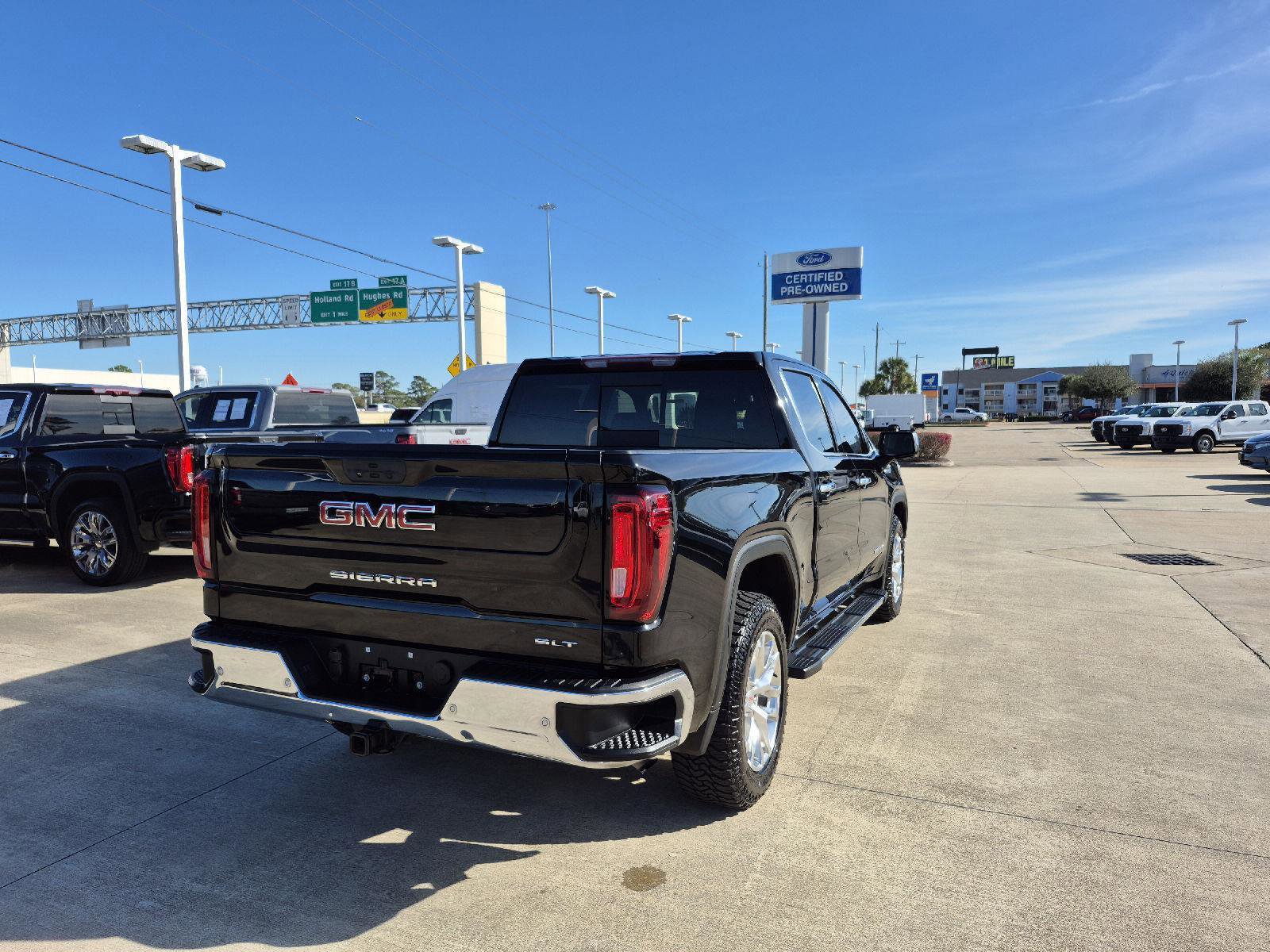 Used 2021 GMC Sierra 1500 SLT image 4