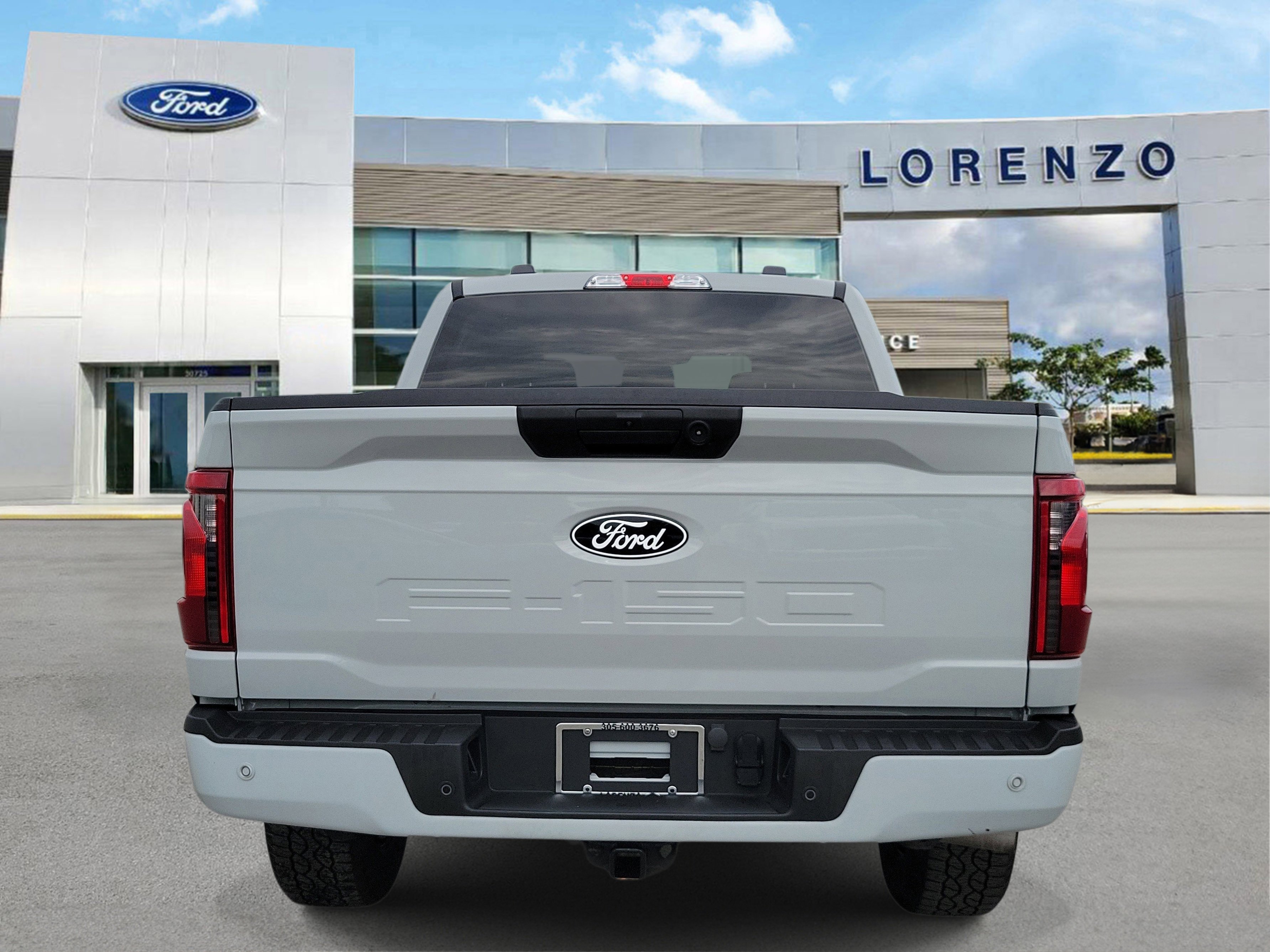 Certified 2024 Ford F150 XLT w/ XLT Black Appearance Package AWD/4WD image 6