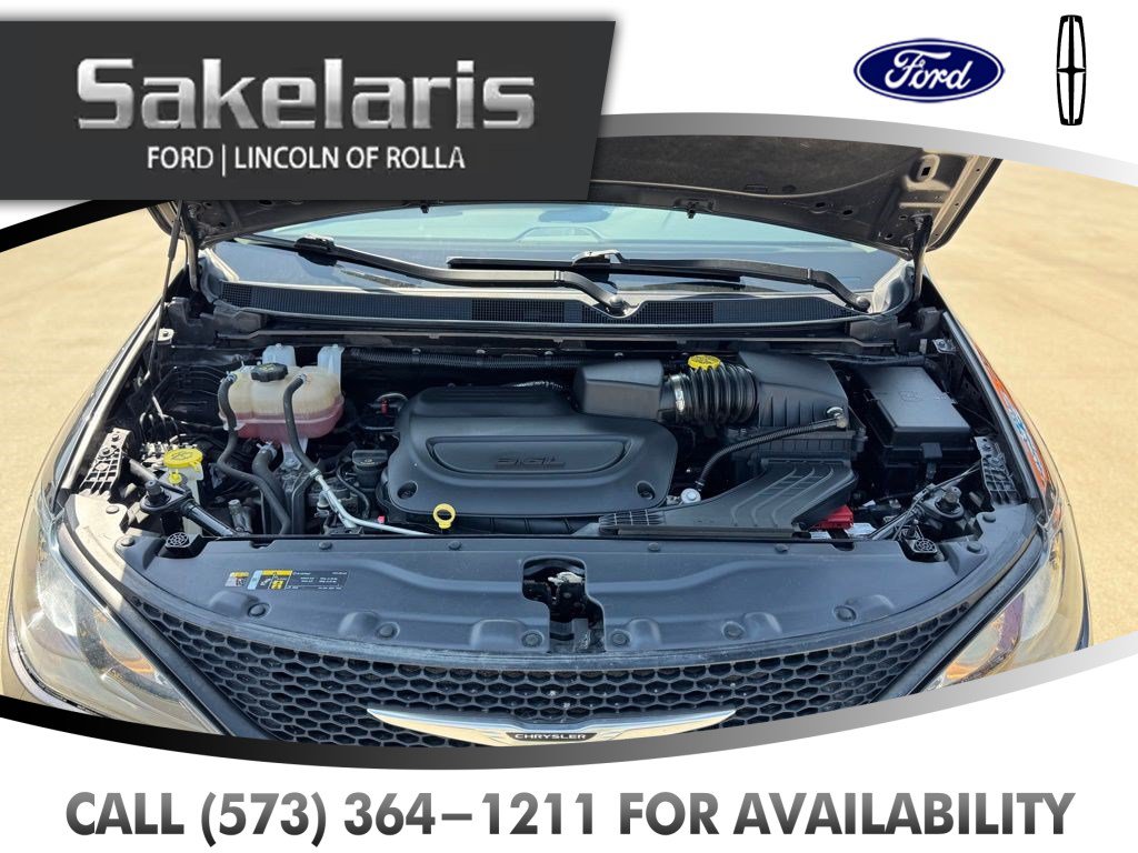 Used 2023 Chrysler Voyager LX FWD image 45